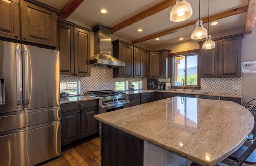 San Juan River Village House | Overlook San Juan River. Close to Wolf Creek, Fishing, Hiking.
