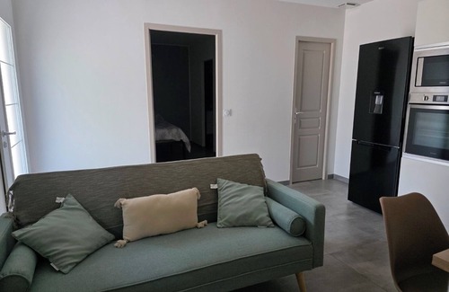 Saint-Bauzely House | Overnight in the countryside