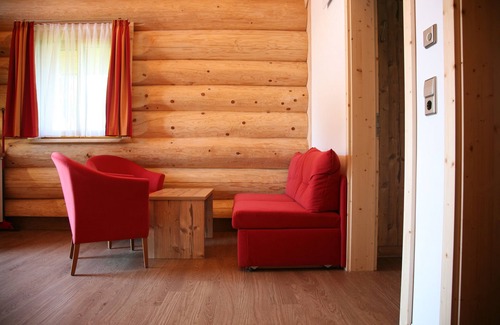 Kaisersbach House | Overnight in the quaint blockhouse!