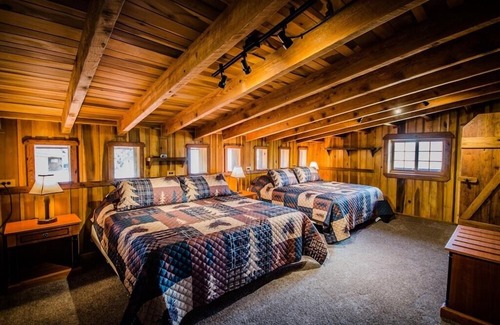 Confluence Cabin | OVR's Timber Ridge-Gorgeous Lodge located ON the GAP Trail in Confluence!