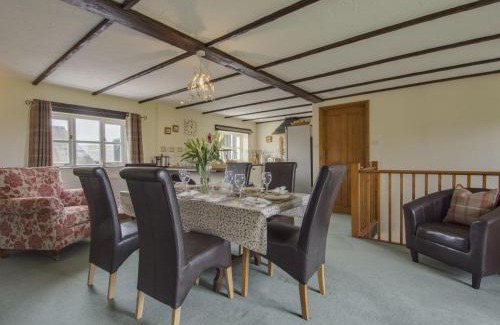 Hele House | Owls Roost