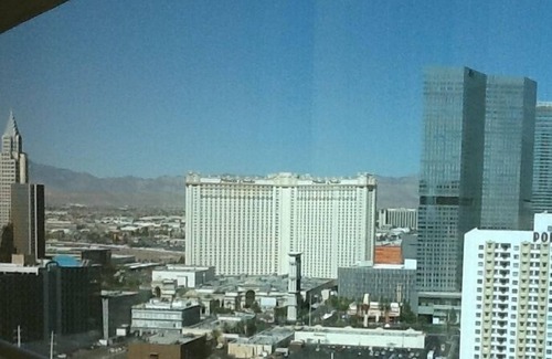Las Vegas Apartment | OWNER MANAGED - TOWER ONE - 23RD FLOOR VIEW OF STRIP - NO RESORT FEES!