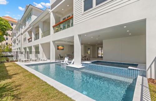 Clearwater Beach House | Oynx House & Jade House at the Gemma - 2 Amazing Homes Steps to Clearwater Beach