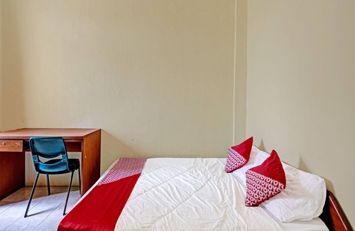 Batam Hotel | OYO 91636 Kak Dadut Homestay