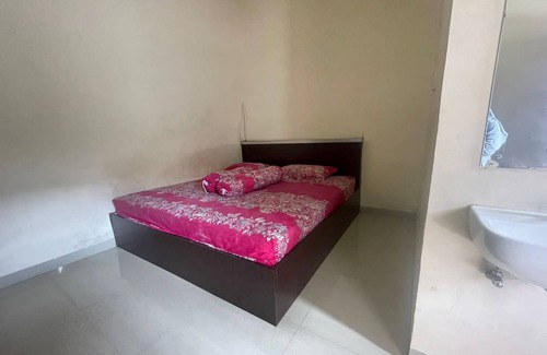 Medan Hotel | OYO 93609 Syukur 07 Syariah