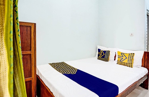 Pekanbaru Hotel | OYO 93850 Njy House SyariahNearBandara Sultan Syarif Kasim II