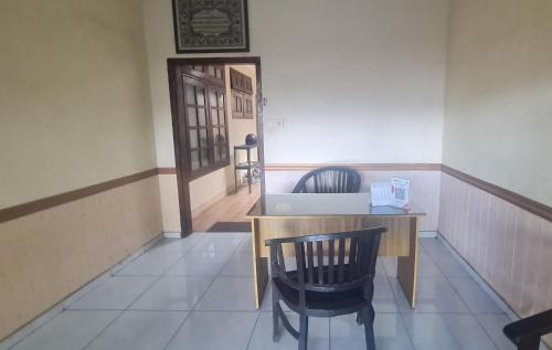 Asrikaton Hotel | OYO 94628 Arjuna Guest House Syariah