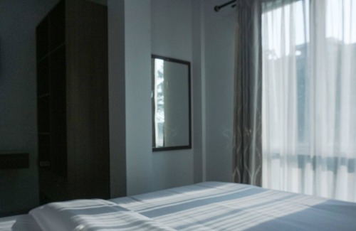 Binong Hotel | OYO Life 93026 Cozy Corner
