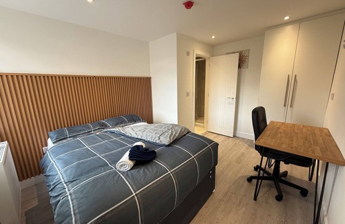 Eccles Bed & Breakfast | OYO Moorfields Villa