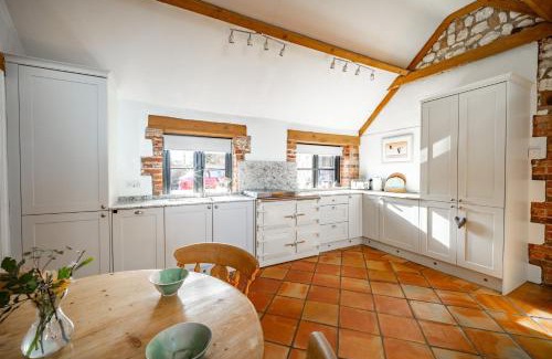 Titchwell House | Oyster Barn