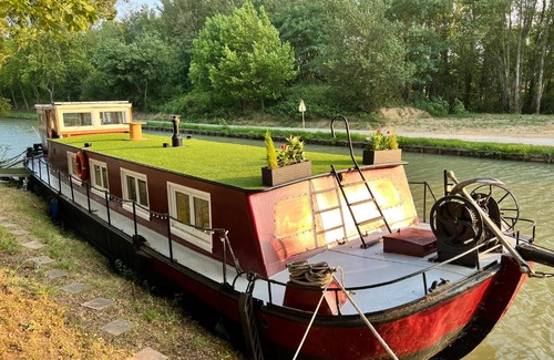 Avignonet-Lauragais Boat Rental | Péniche Dondon - Gîte cocooning sur Canal du midi