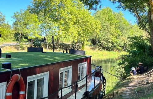 Avignonet-Lauragais Boat Rental | Péniche Dondon - Gîte cocooning sur Canal du midi