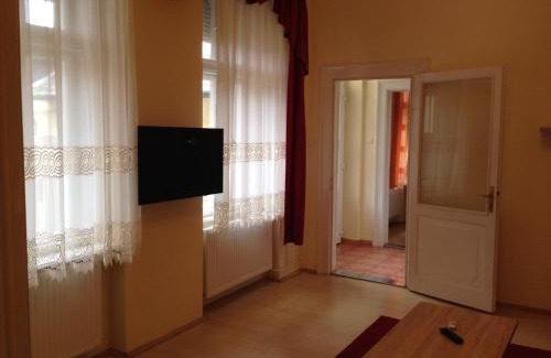 Debrecen Apartment | Péterfia Apartman