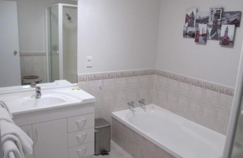 Papamoa Beach Apartment | Pacific Palms Resort