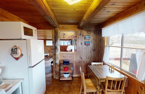Spanish Valley Cabin | Pack Creek ~ Trails End. Affordable Cabin on the outskirts of Moab