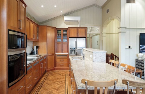 Paddington House | Paddington 3-bedroom luxury house minutes walk to the hub of Paddo Terraces