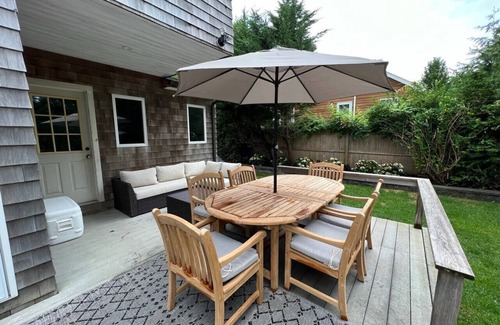 Sag Harbor House | Paddle board? Beach Sunsets? Fine dining? Vineyards? This is the ideal getaway.