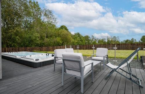 Perth Villa | Paddock Lodges Executive 4 Bed Villa