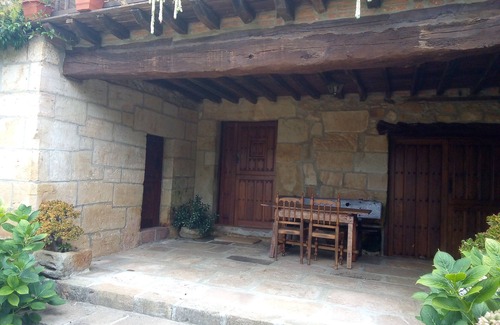 Alfoz de Lloredo Cottage | Padruno apartments for 4/6 people