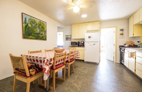 Mitchell House | Painted Hills Vacation - Come visit one of the 7 Wonders of Oregon