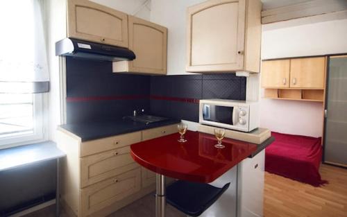 Clermont Ferrand City Centre Apartment | Paisible F1 Hyper Centre 1er Étage