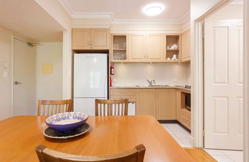 Fremantle Apartment | Pakenham Hideaway - Apartment in Central Fremantle