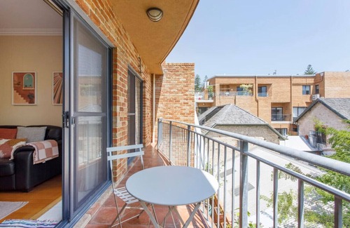 Fremantle Apartment | Pakenham Hideaway - Apartment in Central Fremantle