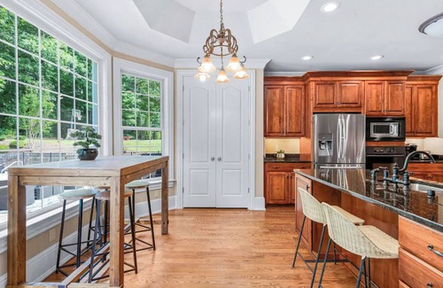 Fletcher House | Palatial 8BR: Pool/Spa/Cinema/Indoor Pickleball, Sleeps 24+