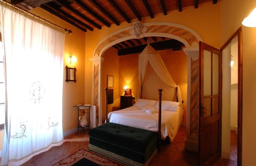 Serre di Rapolano House | Palazzo Bizzarri