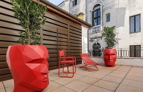 San Marco Apartment | Palazzo Dei Fiori By Room Mate