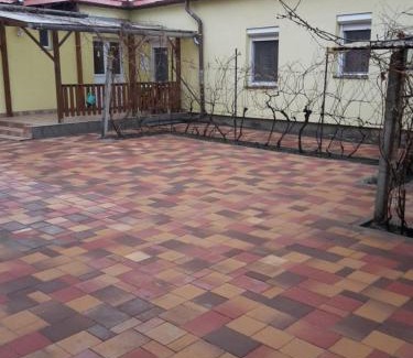 Sarvar Apartment | Pallósi Ház "A"