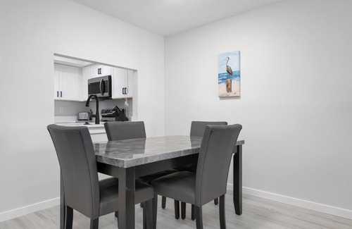 Siesta Key Resort | Palm Bay Club Siesta Key Newley renovated !