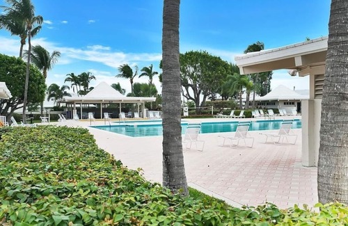 Sugar Sands Condo | Palm Beach area Vacation on Singer Island!