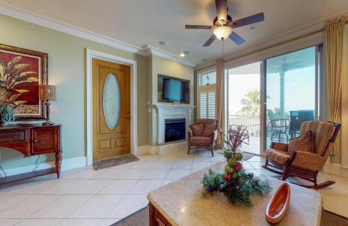 Holmes Beach Apartment | Palm Gables 106