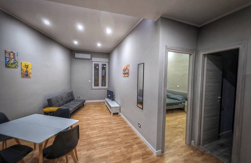 Lamezia Terme Apartment | Palm Residence - 201 - Exclusive Apartment with Balcony and Kitchen