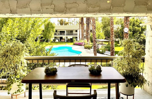 Cathedral City Condo | Palm Springs Royale Amazing 1-bedroom condo with WiFi, AC in unique Palm Springs