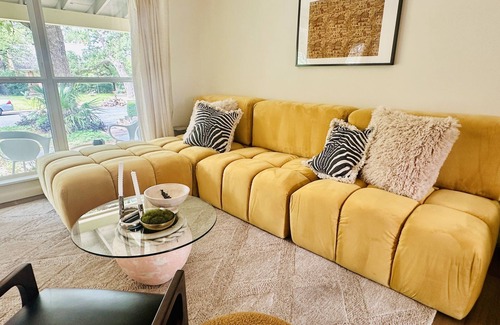 Clarksville Cottage | Palma Plaza Unit C