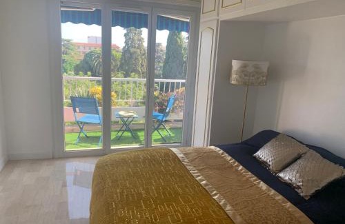 Le Cannet Apartment | Palme d’Or