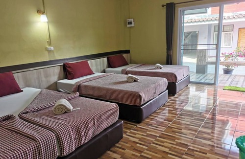 Lampang Hotel | Panichat Resort