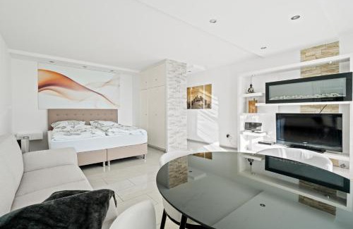 Oberteuringen Apartment | Panoramasuite 81 - See- und Bergblick sowie beheizter Indoor-Pool