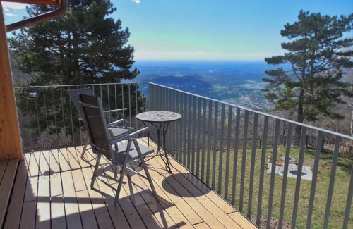 Castel San Pietro Apartment | Panoramic apartment on Monte Generoso