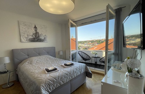 Budavar Apartment | Panoramic Apartent near Change Bridge