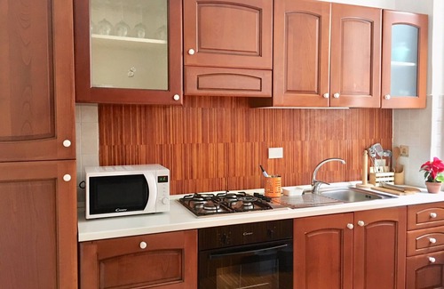 Quartiere XI Portuense Apartment | Panoramic Castle Apt Trastevere 10min to S Peter Historic Center Free parking