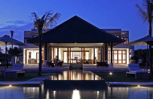 Ungasan Villa | Panoramic Clifftop Luxury 6BR Villa, Beach Access - 18Min Walk To Melasti Beach!