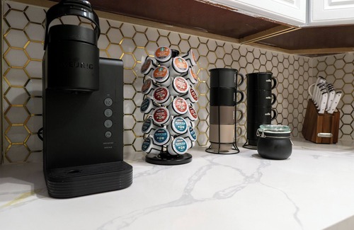 Winter Gardens House | Panoramic Mountain View Oasis with Pool! Serene 4 bedroom Newly remodeled home!