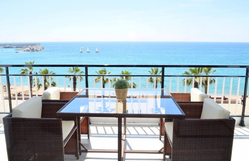 Blanes Apartment | Panoramic sea views apartment in the center. Great comfort and guest service