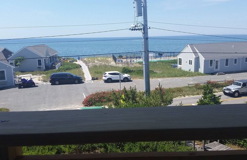 North Truro Apartment | PANORAMIC VIEWS! Front Studio Unit Beach Across Street.