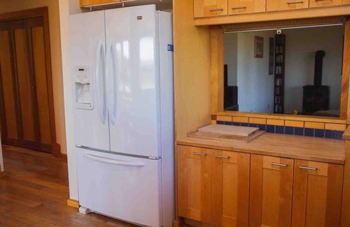 Lummi Island House | Panoramic Views of Islands/Sea!