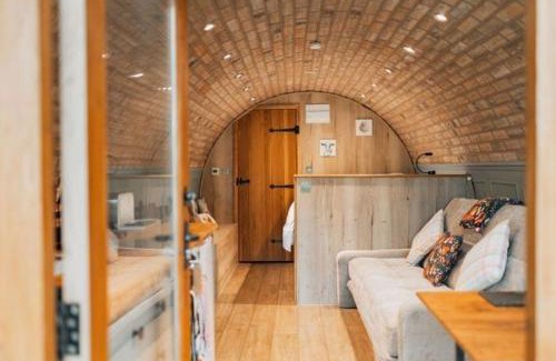 Oswestry House | Panteg