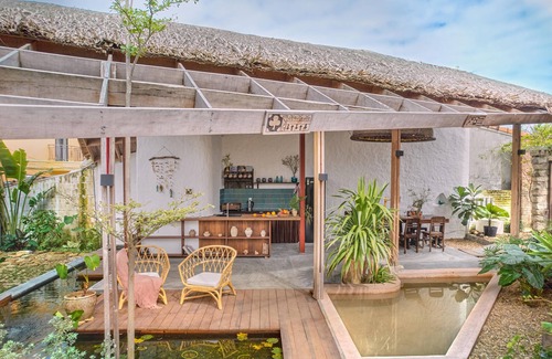 Cam An Villa | Pao Homes - Beach Stone Villa 4BR with Salt water Pool- 1’ to the sea